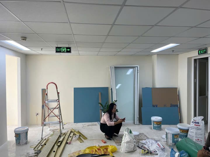 Thi công trần thạch cao thả